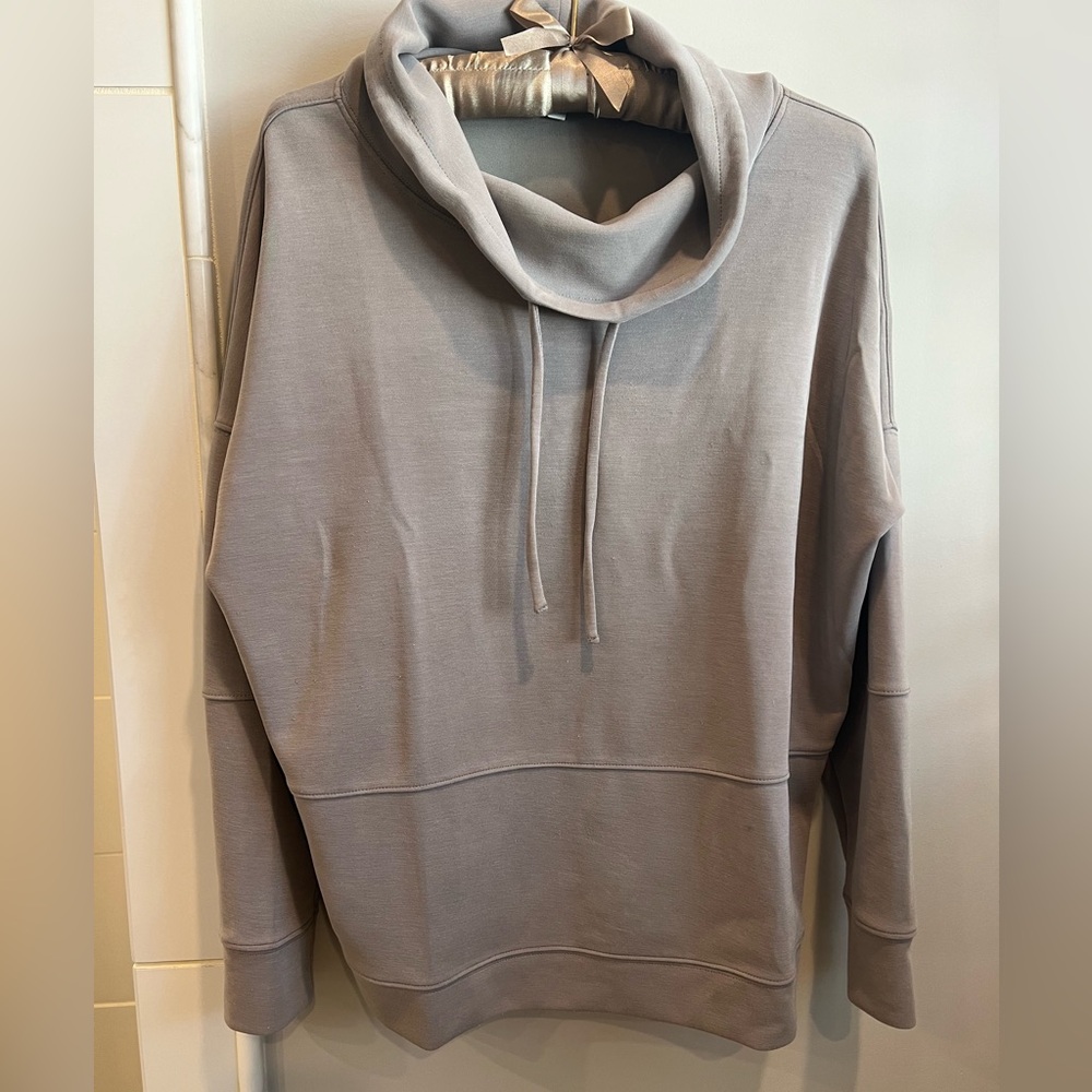 Talbots Havenwell Womens sweatshirt